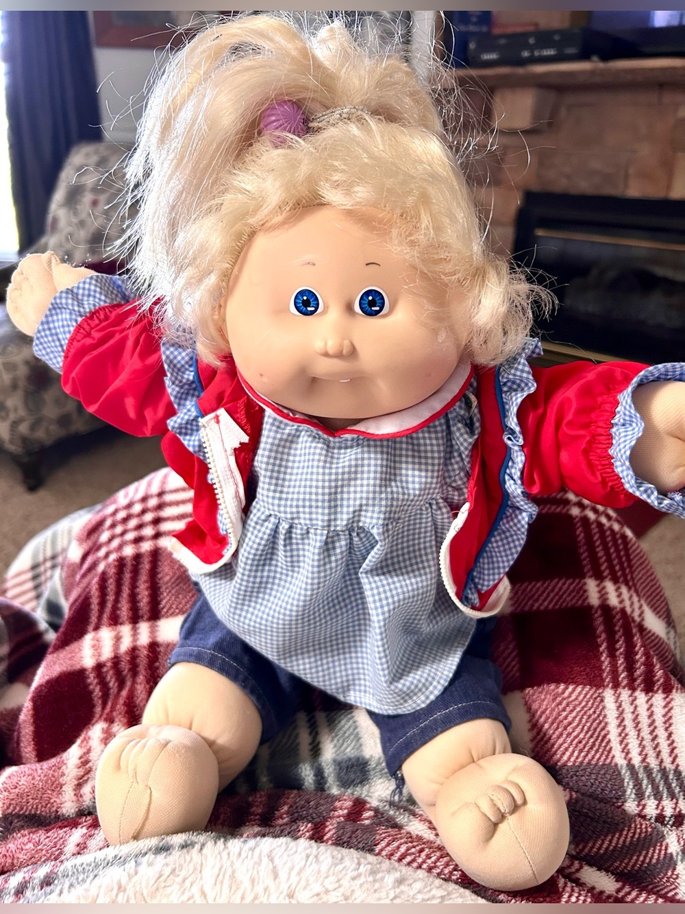Vintage rare 86 cabbage Patch Kid Doll Blonde hair/Blue Eyes-Red Jacket set/jean